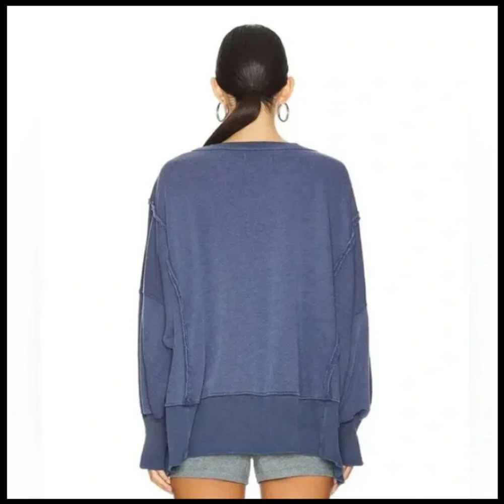 Free People Graphic 13 Camden Sweatshirt Size Small Blue NWT - Picture 4 of 8